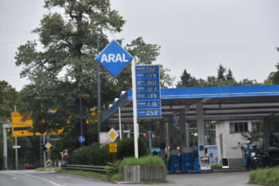 ガソリンスタンドチェーン「ARAL」